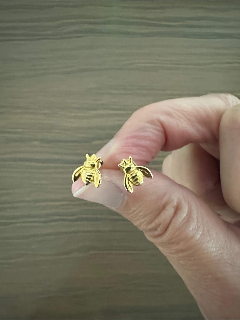 Gold Bee Stud Earrings for Women - Charming Nature-Inspired Jewelry